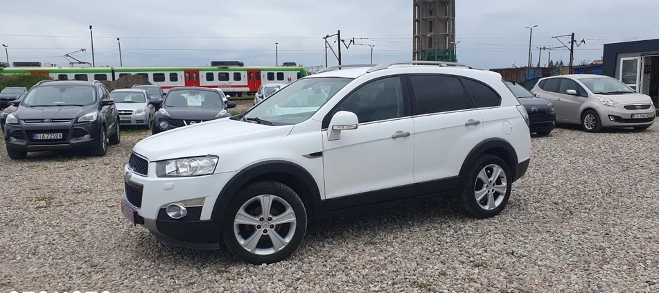 Chevrolet Captiva cena 31900 przebieg: 125000, rok produkcji 2011 z Sztum małe 667